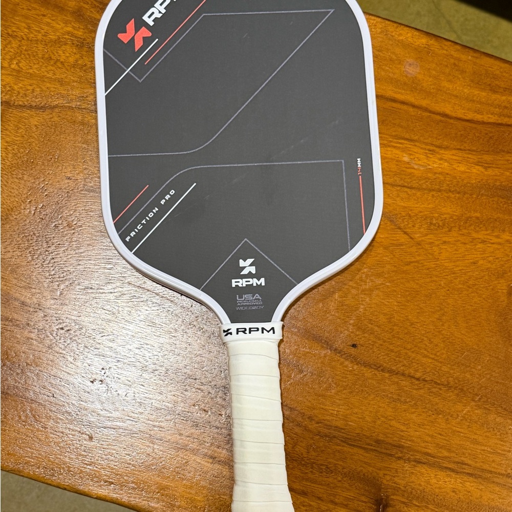 RPM Pickleball Paddle with White Grip - Picture 4 of 5